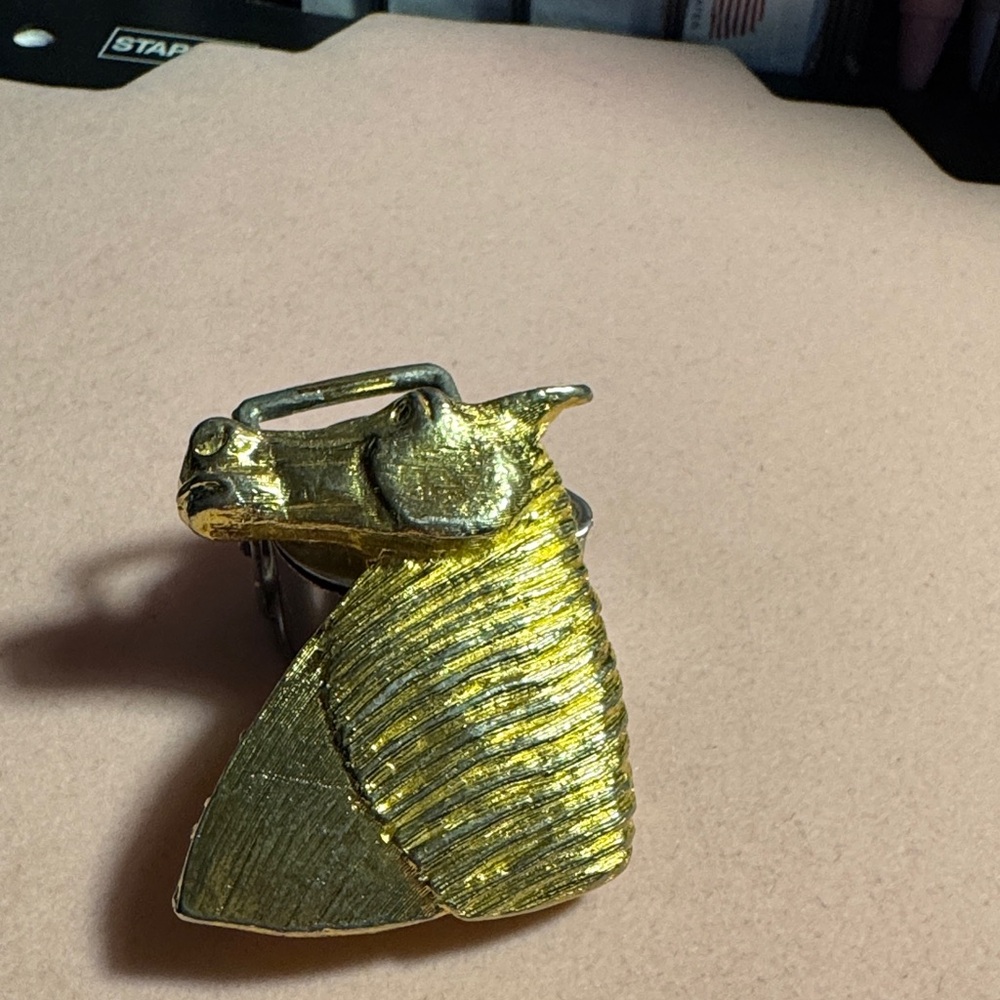VINTAGE Elegant Gold Tone Horse Head Belt Buckle